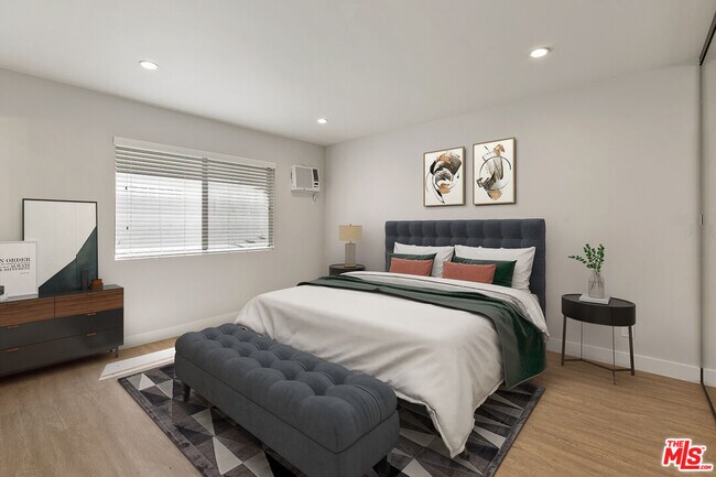 Foto del edificio - 2401 S Sycamore Ave