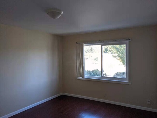 Building Photo - 2085 Jackson St