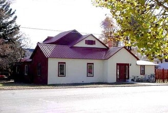Building Photo - 623 N Wisconsin St