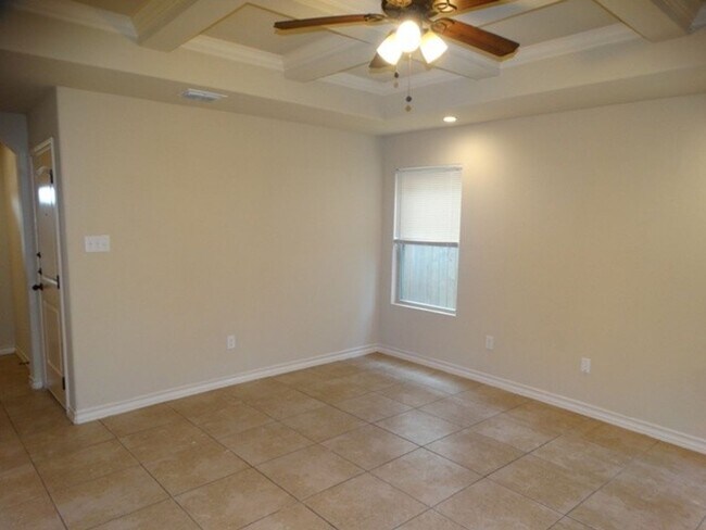 Building Photo - 6015 Jax Wy