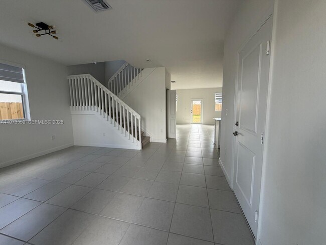 Foto del edificio - 2638 SE 9th St