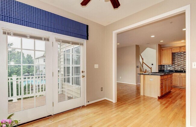 Building Photo - 8900 Dawson Manor Dr