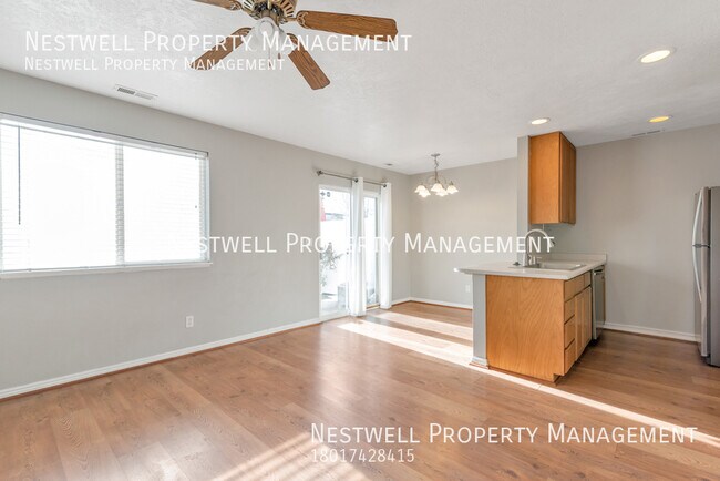 Foto del edificio - Great 3-bed Townhome in West Valley City