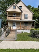 Building Photo - 35 Allen St