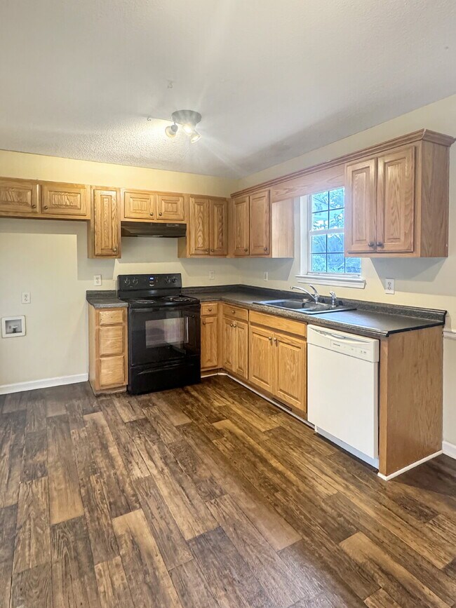 Foto del edificio - North Hall Ranch Available Immediately