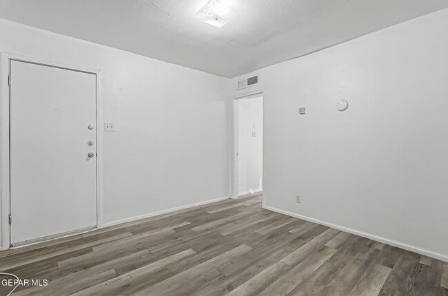 Foto del edificio - 3912 Kemp Ave