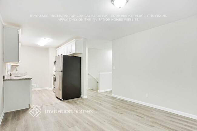 Foto del edificio - 2369 Brentford Pl