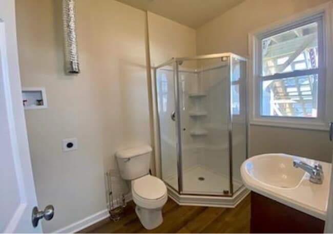 Building Photo - 243 Noble St