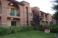 Building Photo - Estancia Apartments Homes