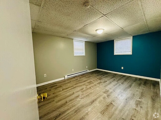Building Photo - 347 New Scotland Ave