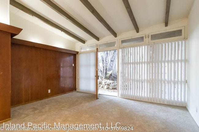 Building Photo - 218 Calle Miramar