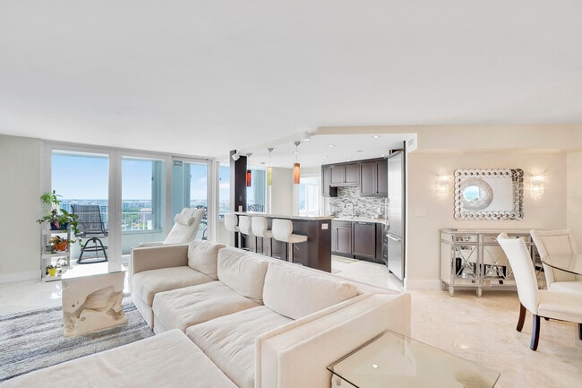 Foto del edificio - 550 S Ocean Blvd