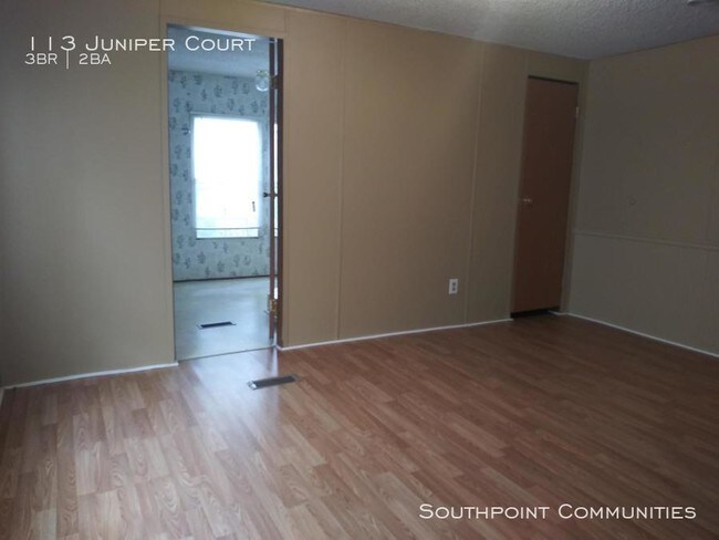 Building Photo - 113 Juniper Ct