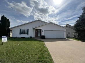 Building Photo - 312 E Main St Building Photo - 312 E Main St