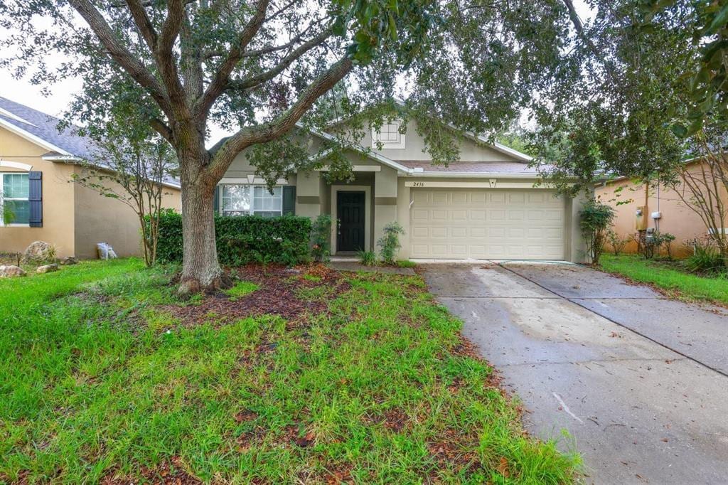 Foto principal - 2436 Norwood Pl