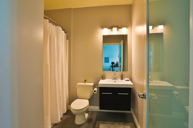 Interior Photo - The Blackstone on 9th and Broadway
