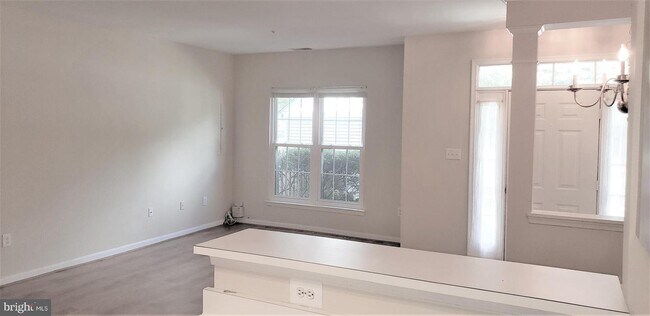 Foto del edificio - 8709 Spring Brook Way