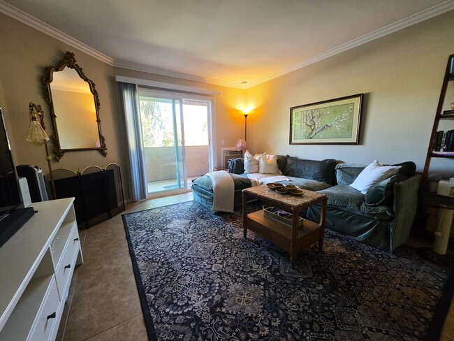 Foto del edificio - 204 Woodland Pkwy