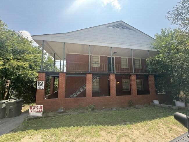 Building Photo - 1906 Greene St