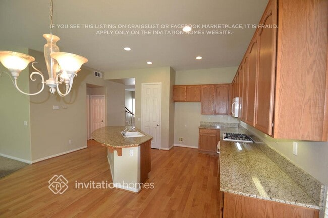 Foto del edificio - 33885 Pinehurst Dr