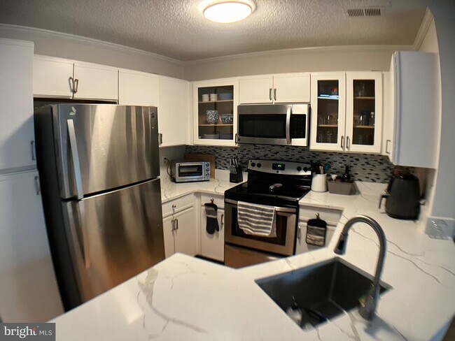 Foto del edificio - 11741 Summerchase Cir