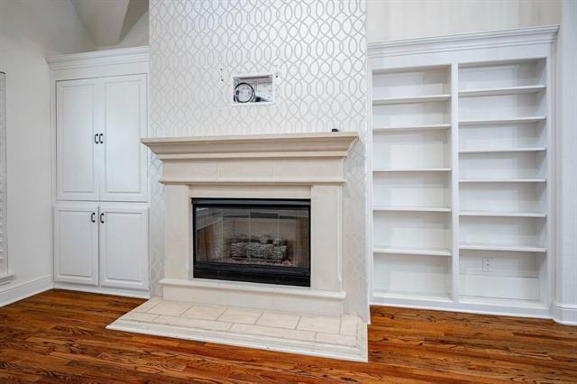 Building Photo - 4144 Towne Green Cir