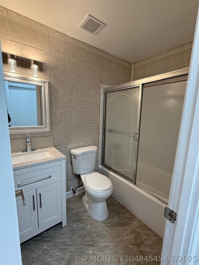 Building Photo - 5595 Kimberton Way
