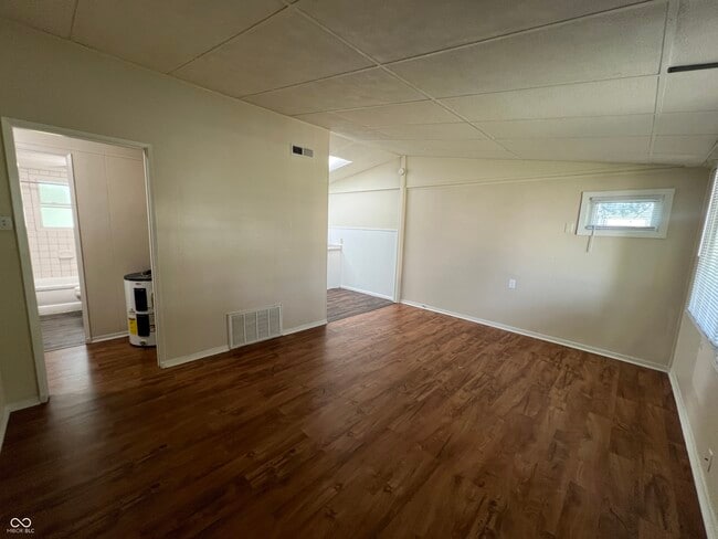 Foto del edificio - 1324 S East St