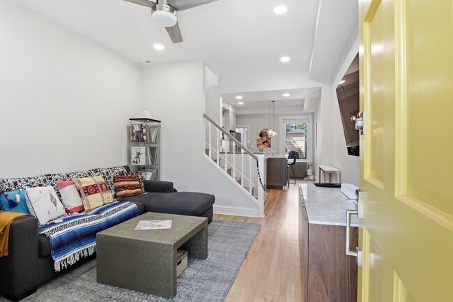 Foto del edificio - 1526 D St SE
