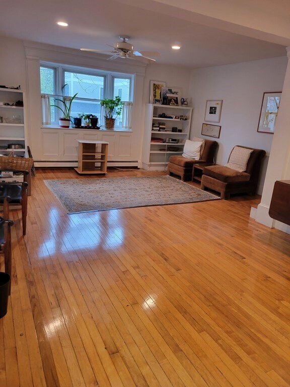 Foto del edificio - 585 Franklin St