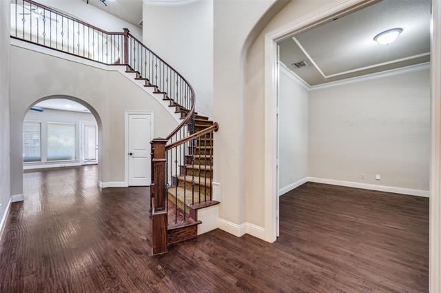 Building Photo - 7495 Perry Dr