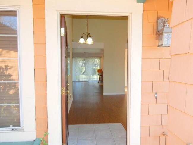 Building Photo - 2445 San Pedro Dr
