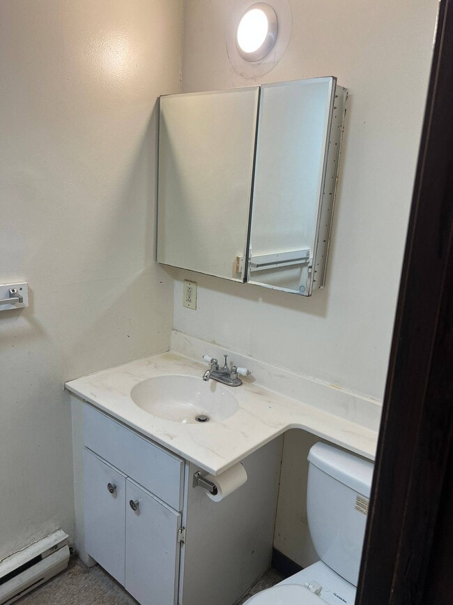 Building Photo - Apartments in Everett & Malden