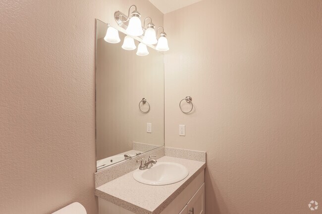 2BR, 2BA - 908 SF - The Meadows