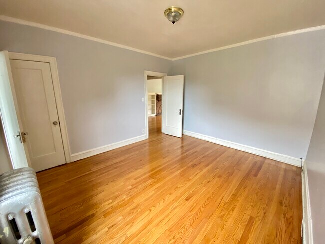 Foto del edificio - 7931 S Manistee Ave