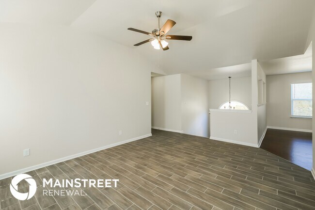 Foto del edificio - 225 Lamar Lane