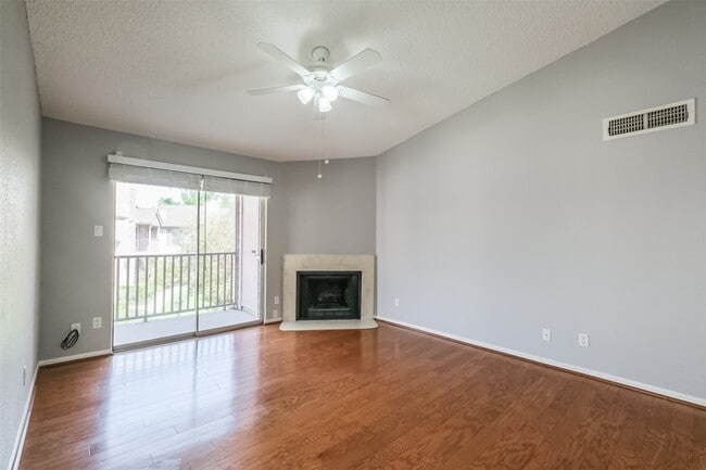 Foto del edificio - 3100 Jeanetta St