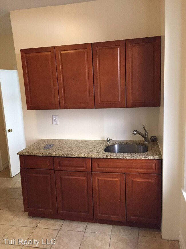 Foto del edificio - 319 Fairmount Ave