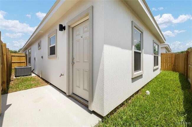 Foto del edificio - 740 N Alamo Rd