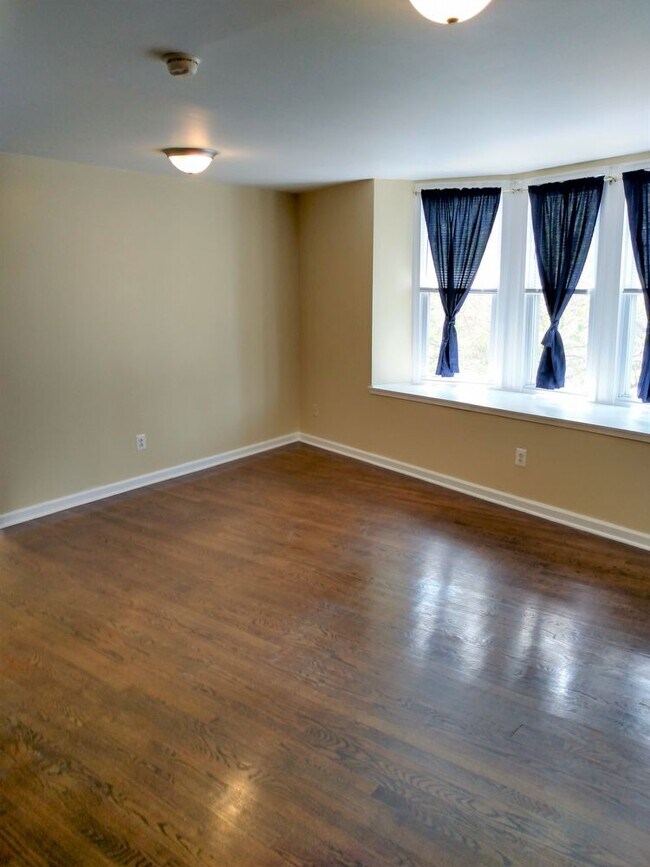 1987 N 63rd St Unit B, 2nd FL, Philadelphia, PA 19151 Apartment for