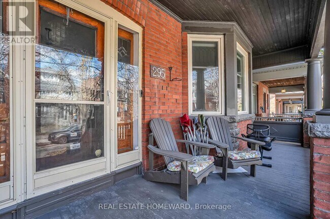 Photo du bâtiment - 295 Wright Ave