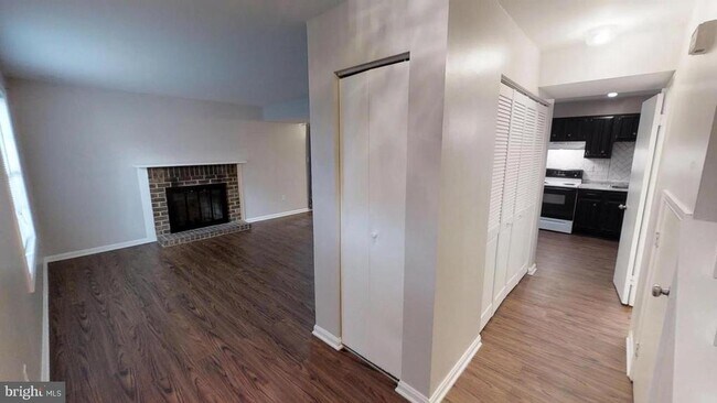 Building Photo - 4545 Rawlings Pl
