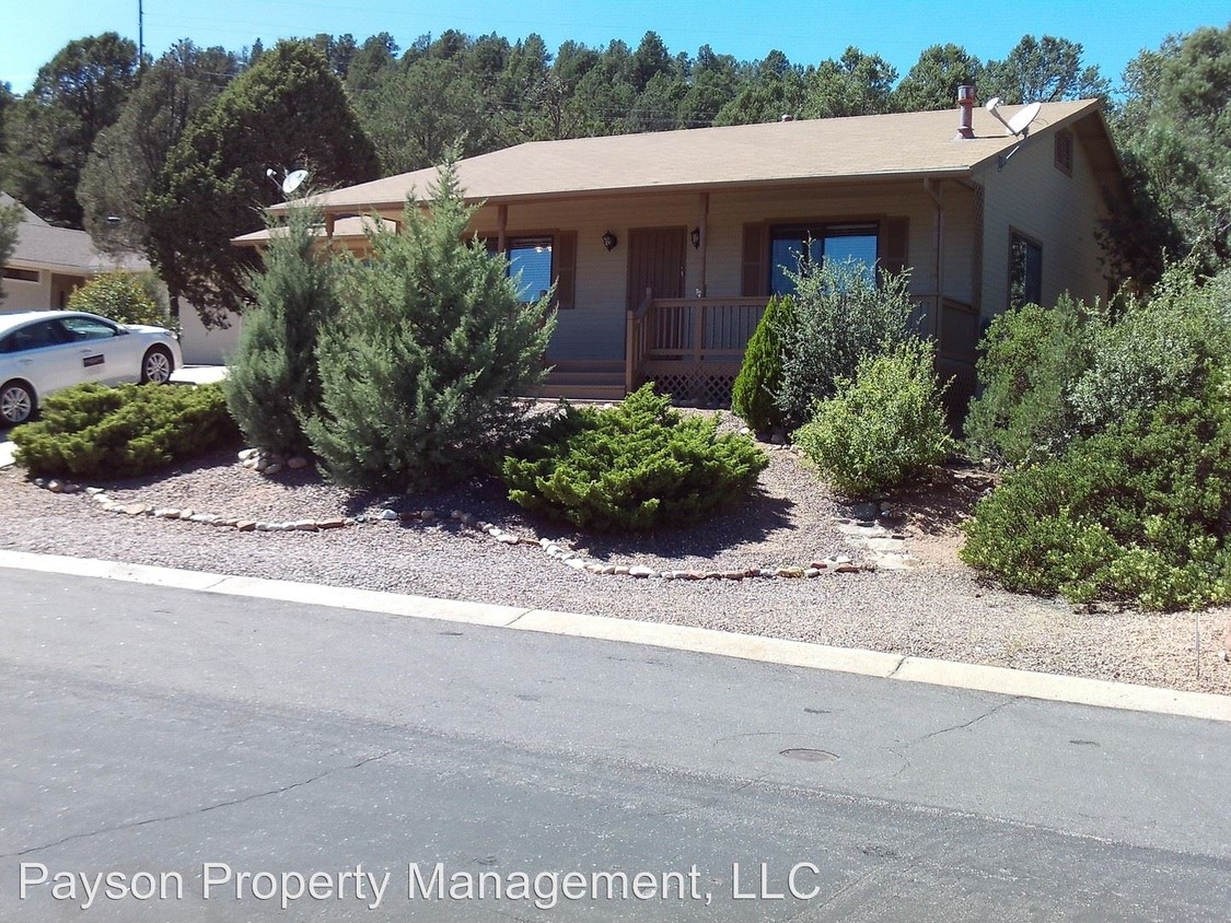 Primary Photo - 2 br, 2 bath House - 1122 N Bavarian Way
