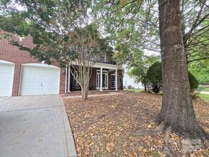 Building Photo - 8221 Brookings Dr