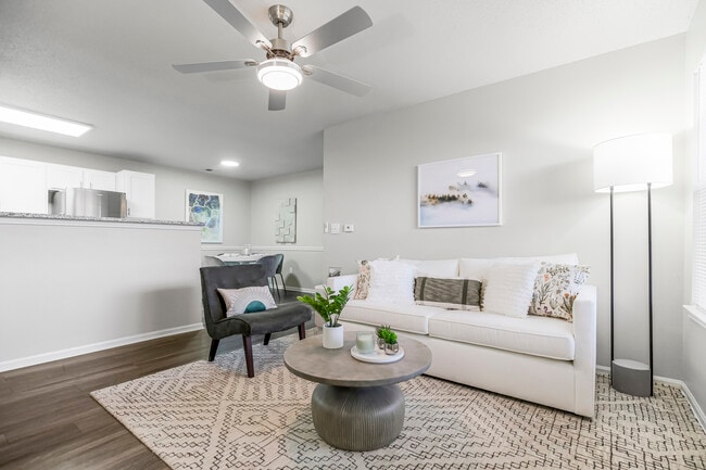 Building Photo - Lakewood Terrace