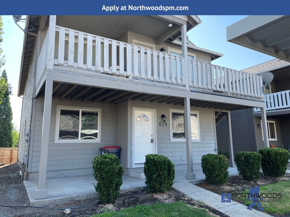 Foto principal - Nice 3 Bedroom 2 Bathroom Downstairs Apart...