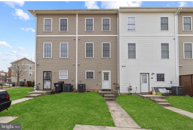 Building Photo - 1520 Tubman Rd SE