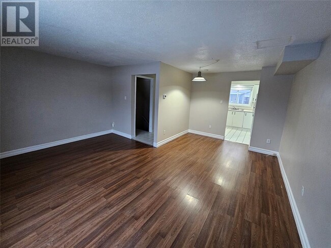 Building Photo - 215 Trudeau Dr