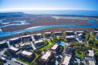 Building Photo - 2556 Ocean Cove Dr