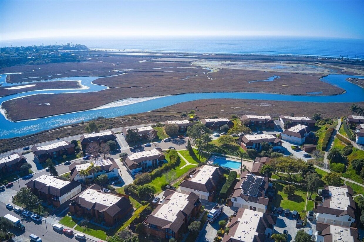 Foto principal - 2556 Ocean Cove Dr
